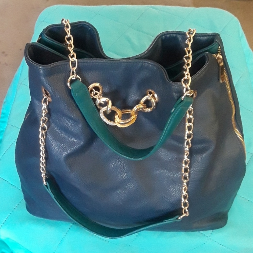 Large Navy Blue Tote  handbag with chain handle